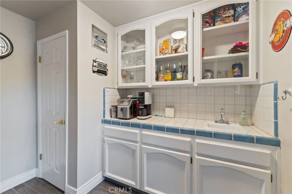 7177 E Fir Avenue, Clovis, California 93619 home-pic-46